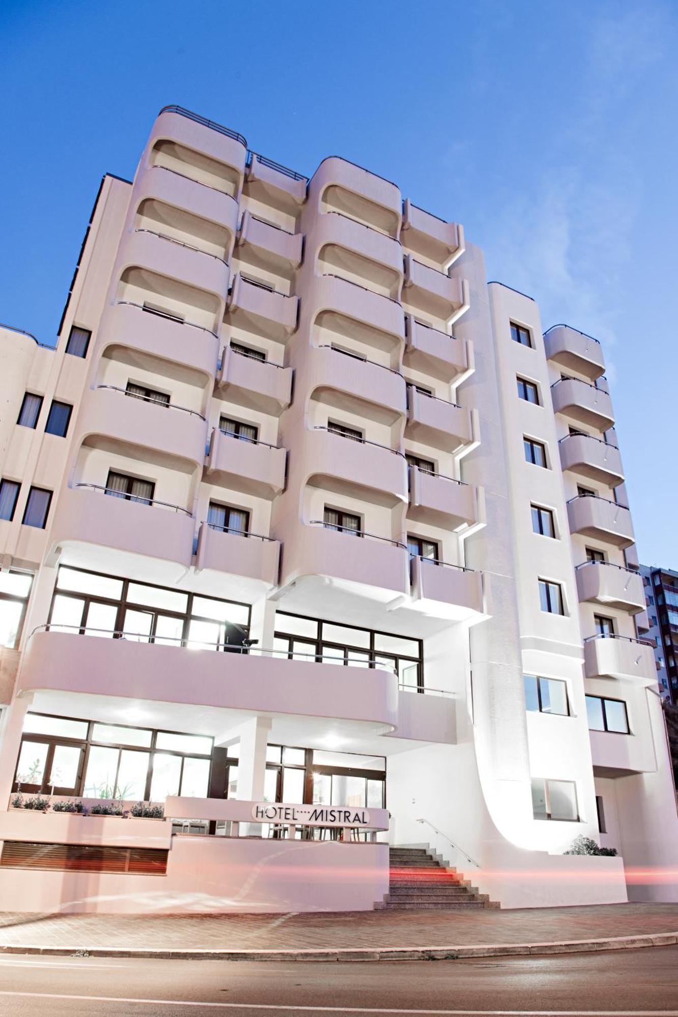 Hotel Mistral Термоли Экстерьер фото